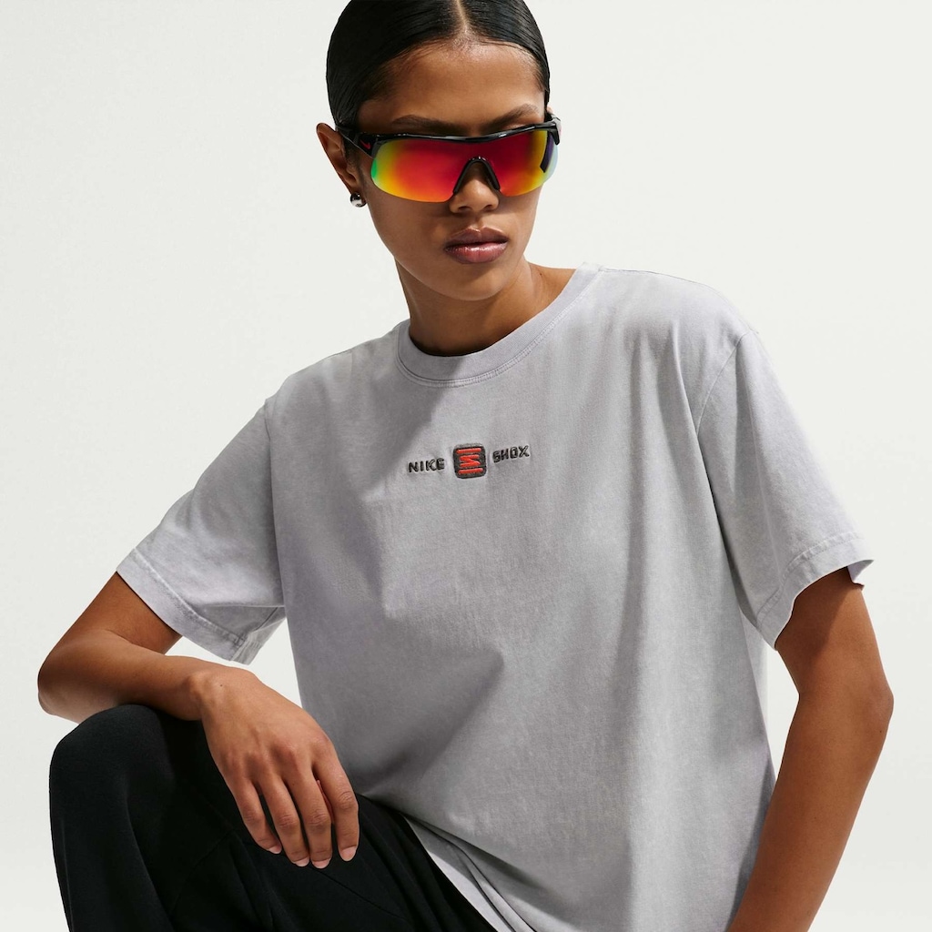 Imagem 3 do produto Camiseta Nike Sportswear Classic Shox Feminina