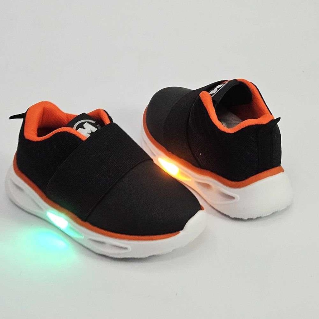 Imagem 4 do produto Tênis Menino Molekinho Slip on LED