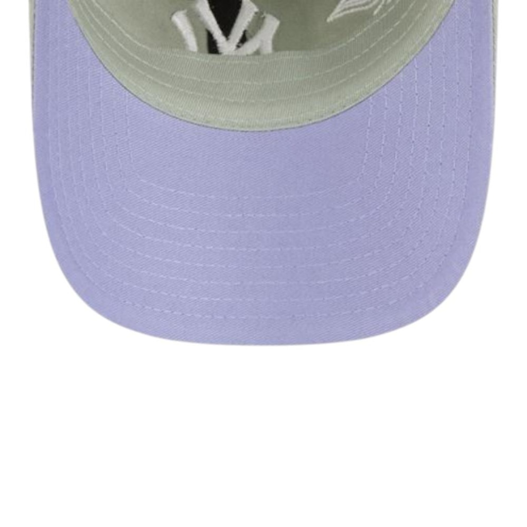 Imagem 4 do produto Boné Adulto New Era Stitched Flowers New York Yankees Aba Curva
