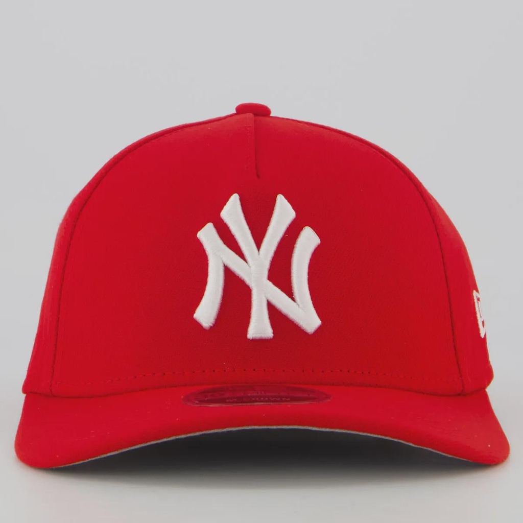Imagem 2 do produto Boné Adulto New Era New York Yankees MLB Poly 3930 Aba Curva