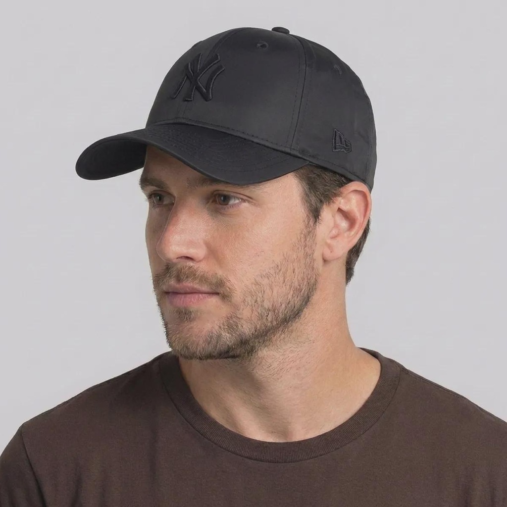 Imagem 5 do produto Boné Adulto New Era New York Yankees MLB Satin 940 Aba Curva