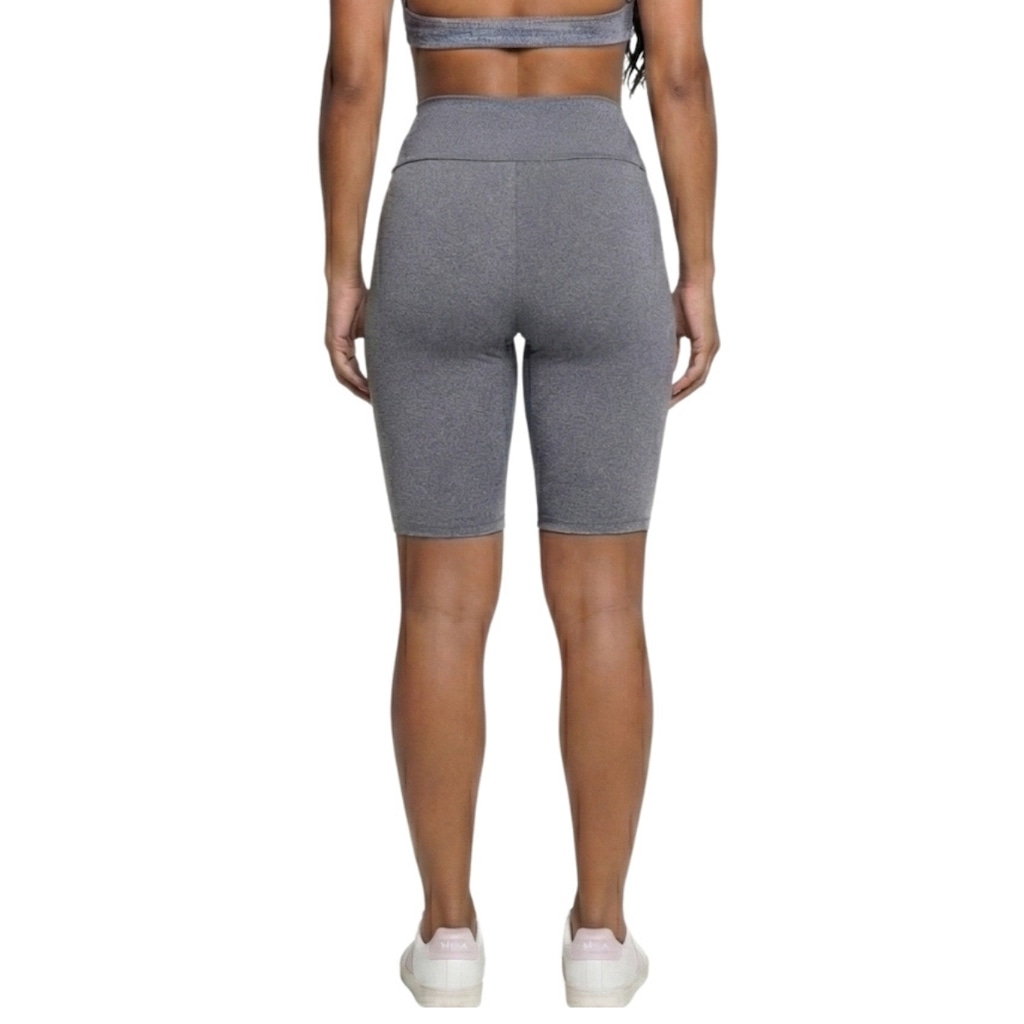 Imagem 3 do produto Bermudão Suplex Liso Vekyo - Feminino