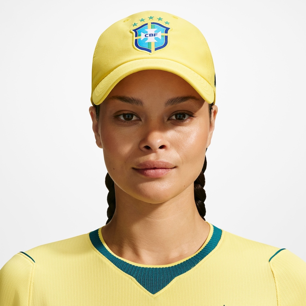 Imagem 2 do produto Boné Brasil Nike Club Unissex