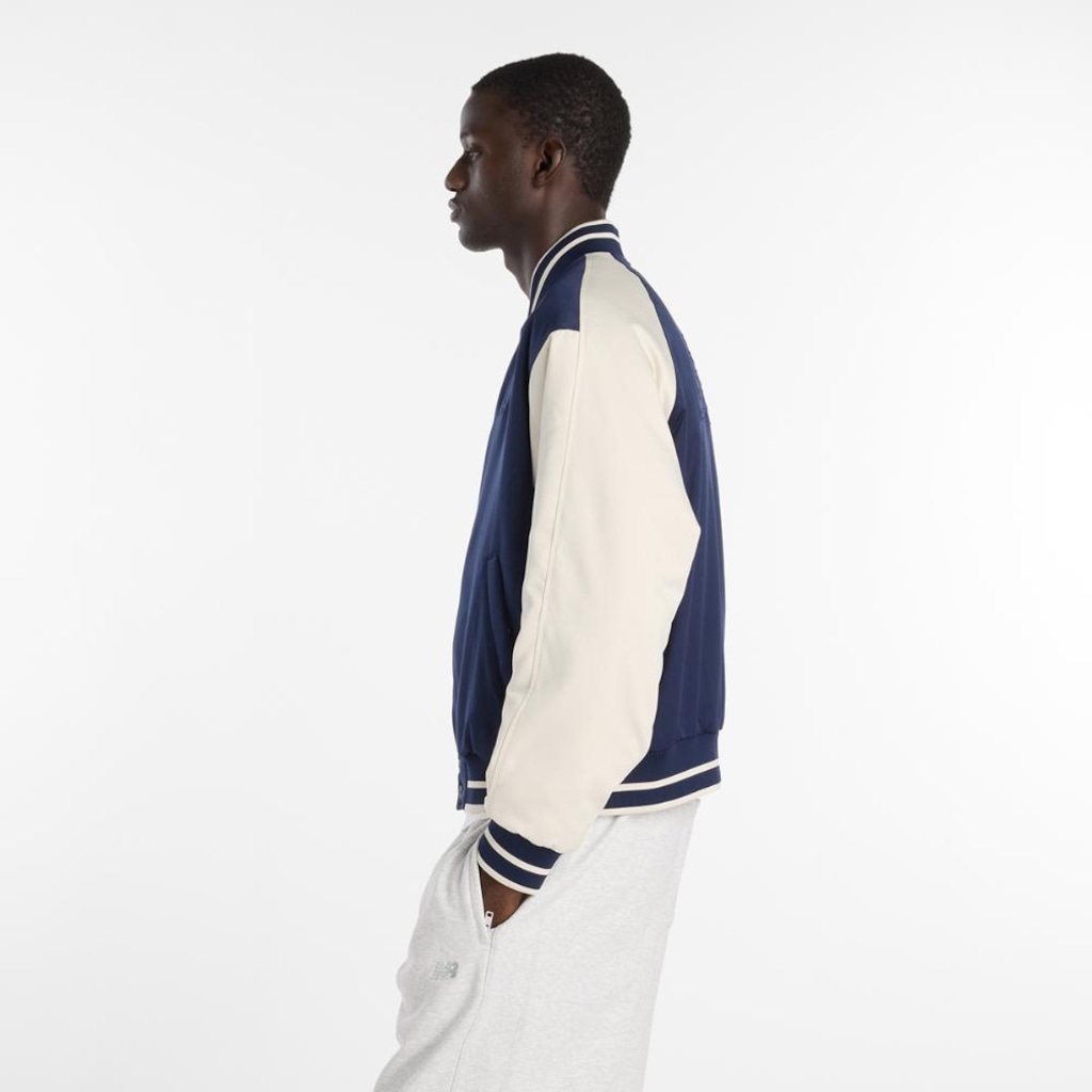 Imagem 2 do produto Jaqueta Athletics Varsity New Balance Masculina