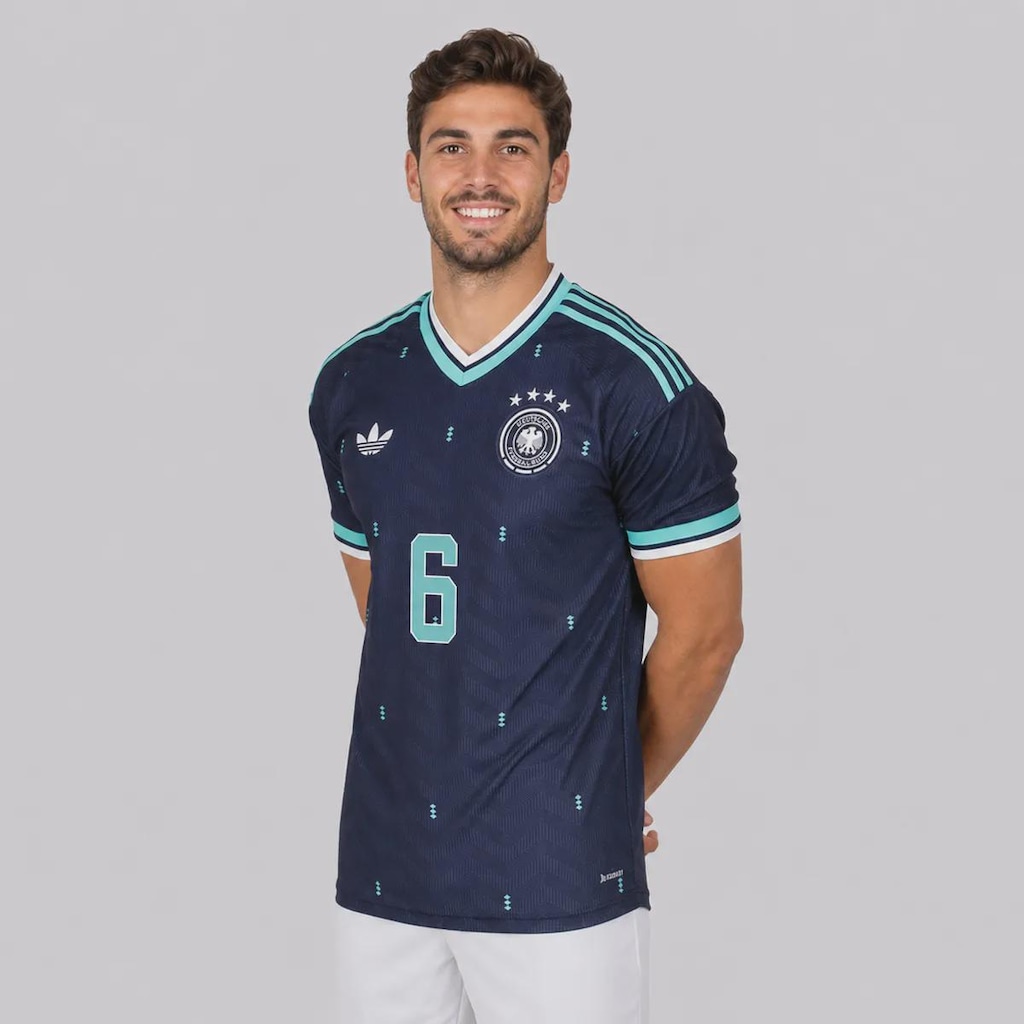 Imagem 4 do produto Camisa Alemanha II 26/27 6 Kimmich adidas Masculina