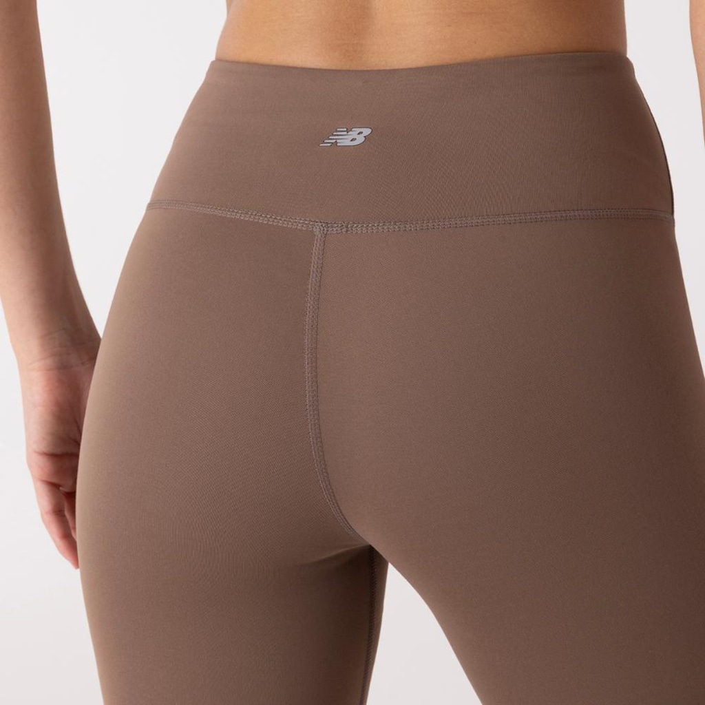 Imagem 4 do produto Calça Legging New Balance Sleek High Rise Stirrup Feminina
