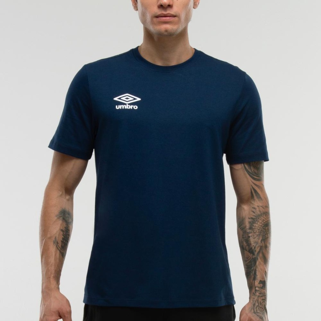 Imagem 2 do produto Camiseta Umbro Essential Masculino