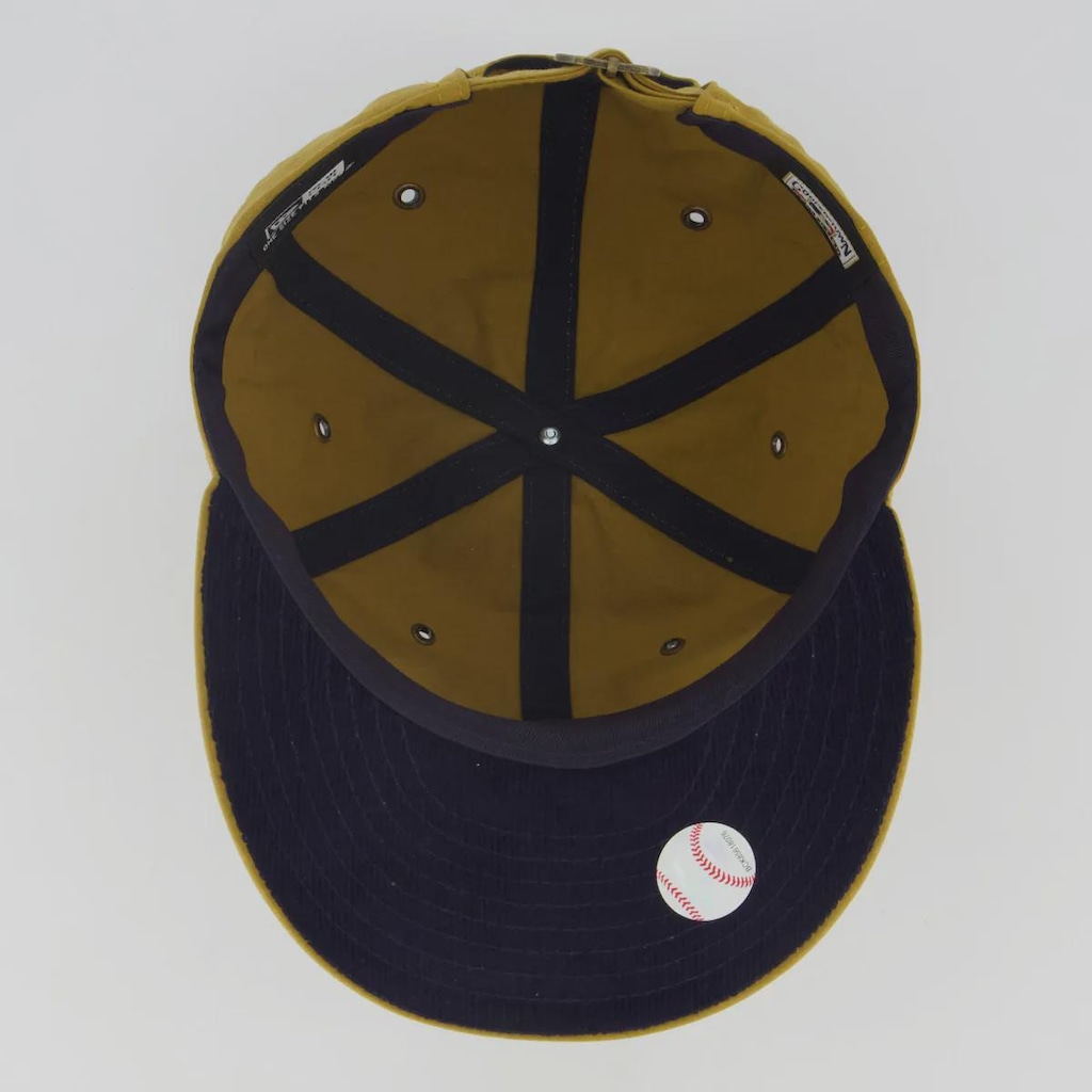 Imagem 4 do produto Boné Unissex New Era New York Yankees Brushed 950 RC - Aba Curva