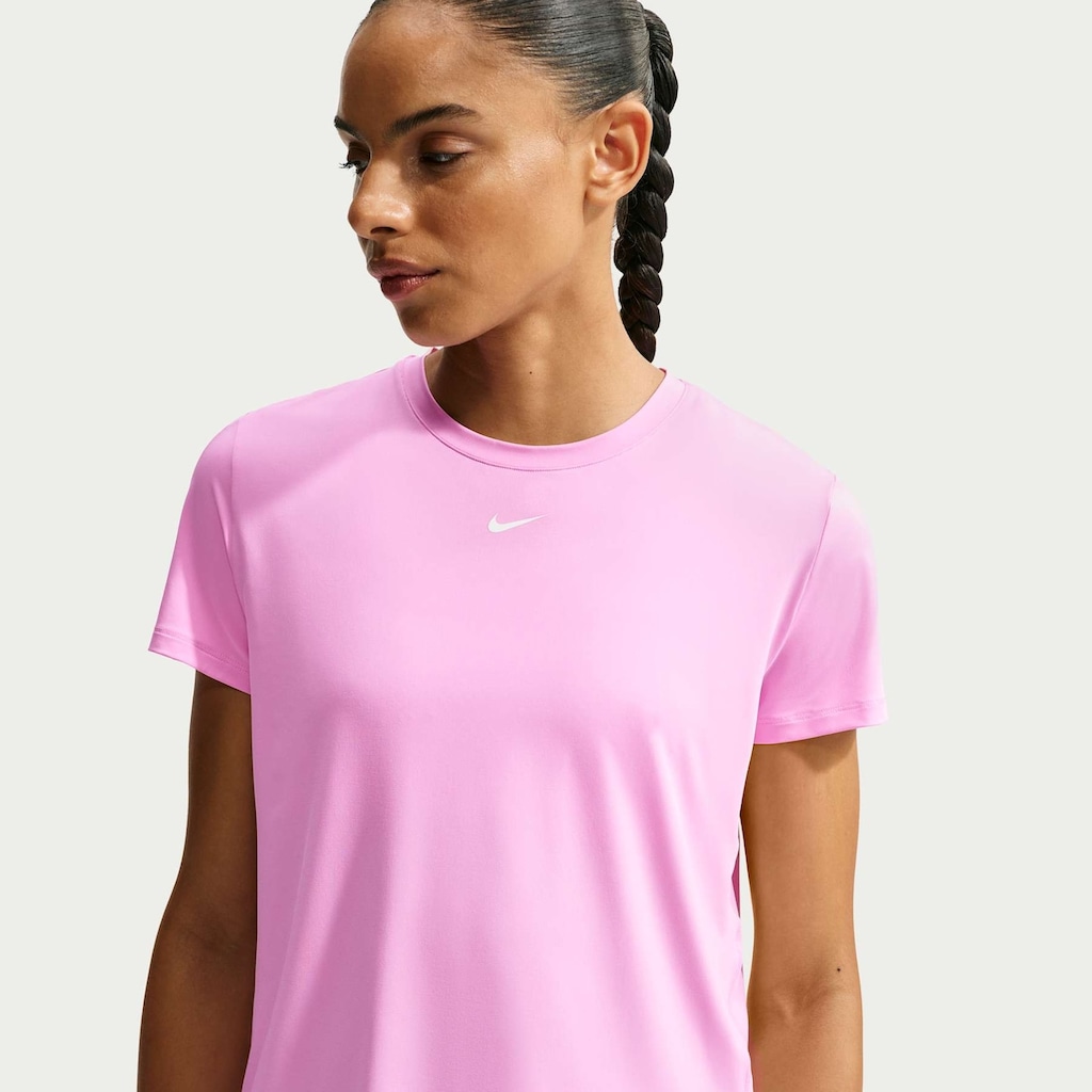 Imagem 1 do produto Camiseta Nike Dri-FIT One Feminina