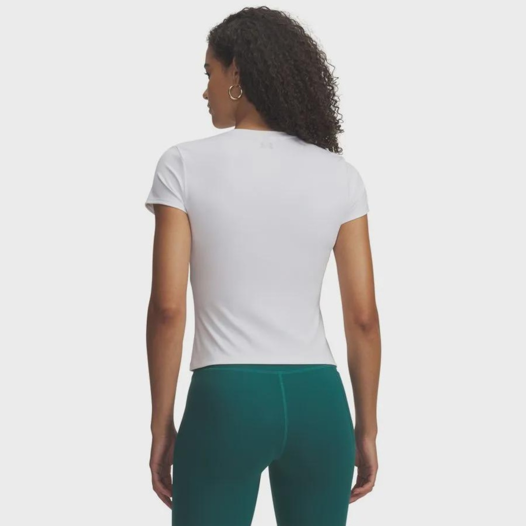 Imagem 2 do produto Camiseta de Treino Under Armour Motion Fitted - Feminina
