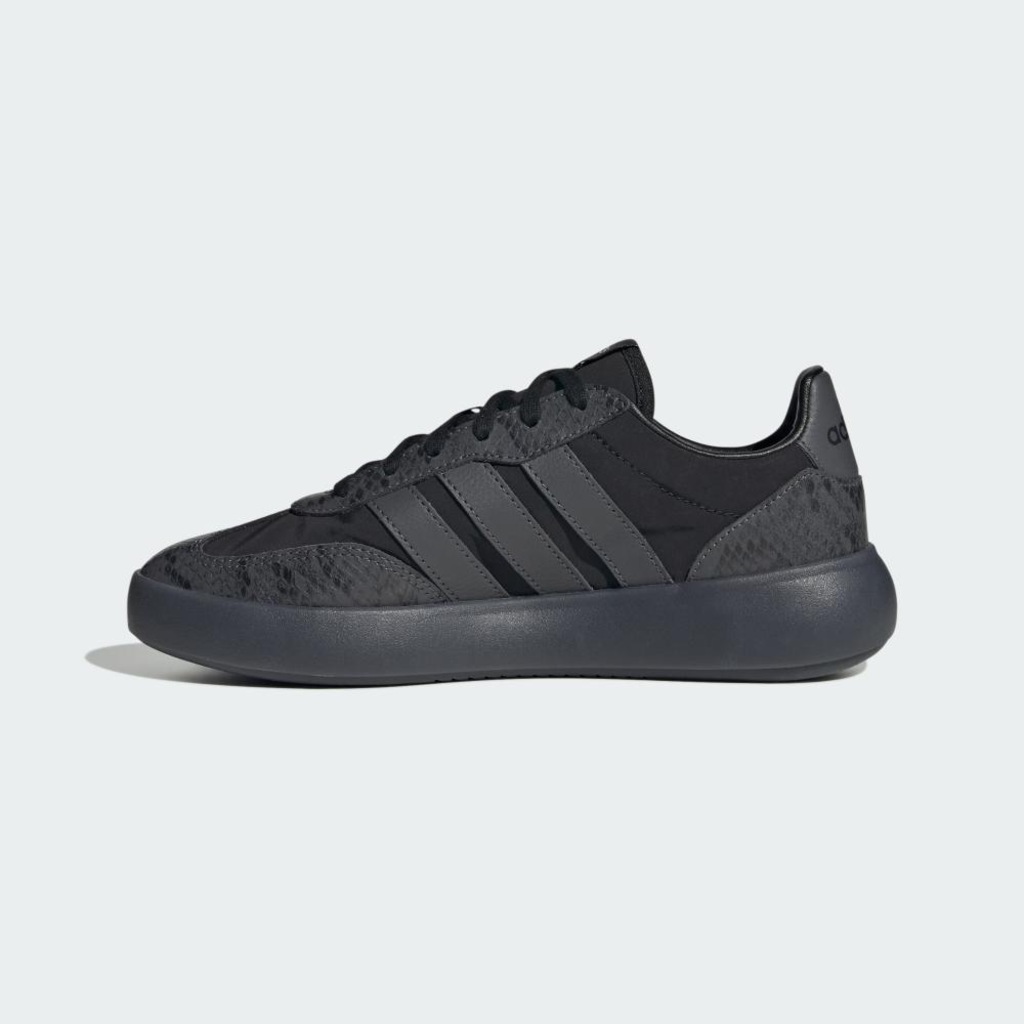 Imagem 3 do produto Tênis Feminino adidas Barreda Decode
