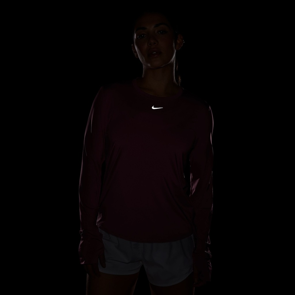 Imagem 3 do produto Camiseta Nike Dri-FIT One Feminina