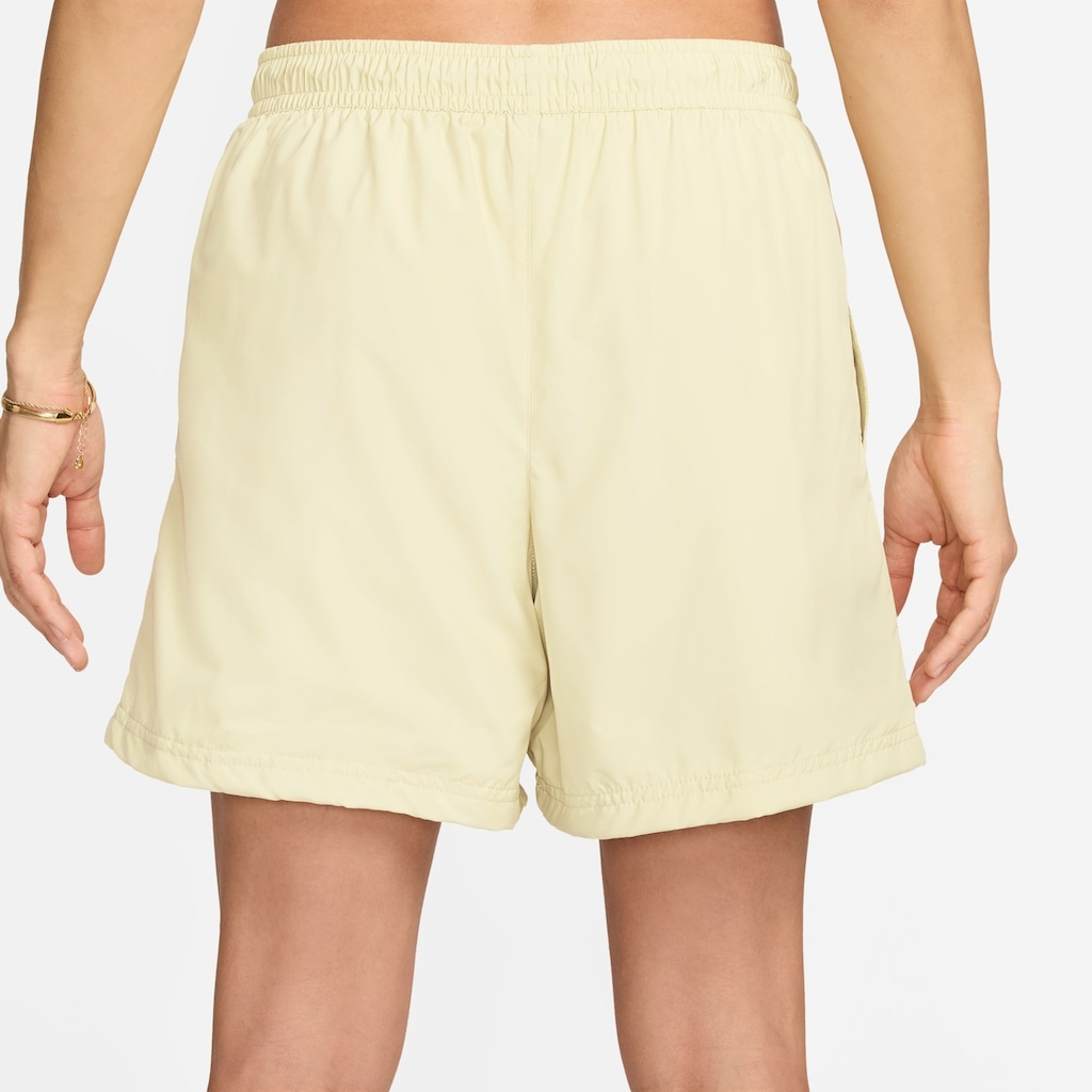 Imagem 3 do produto Shorts Nike Sportswear Essentials Woven Feminino