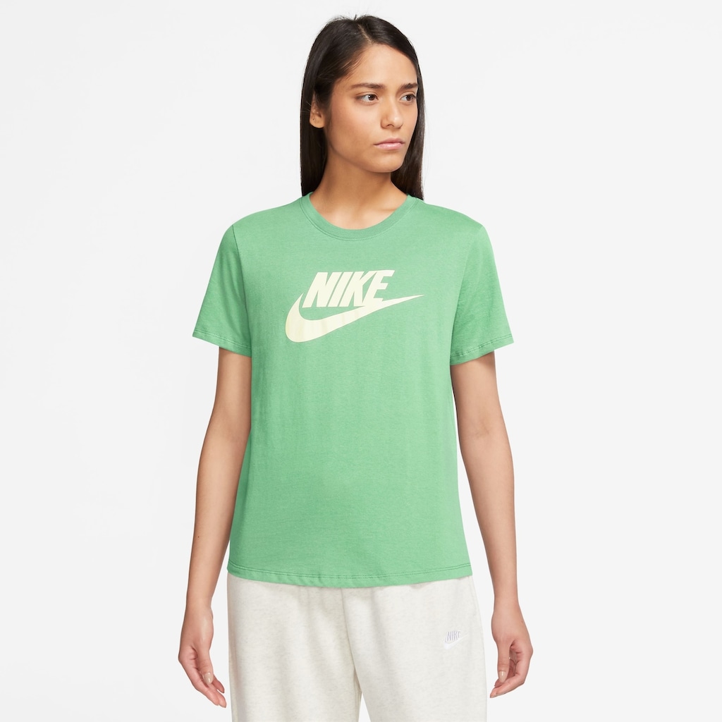 Imagem 1 do produto Camiseta Nike Sportswear Essentials Feminina