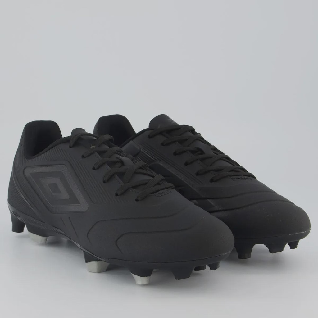 Imagem 2 do produto Chuteira de Campo Adulto Umbro Attak III All Black
