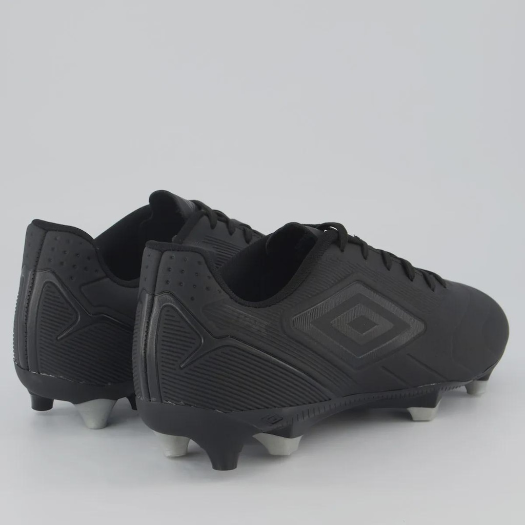 Imagem 3 do produto Chuteira de Campo Adulto Umbro Attak III All Black