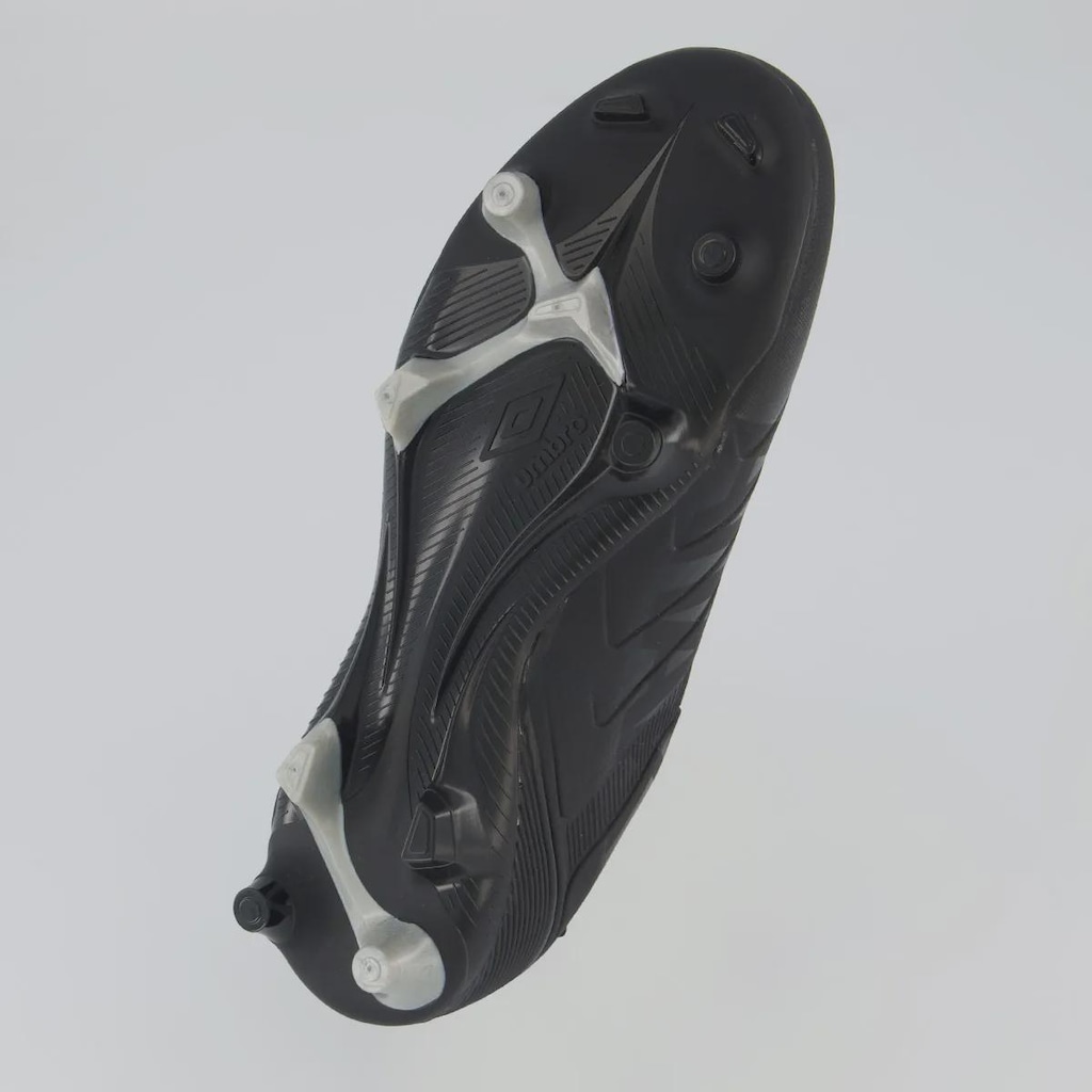 Imagem 5 do produto Chuteira de Campo Adulto Umbro Attak III All Black