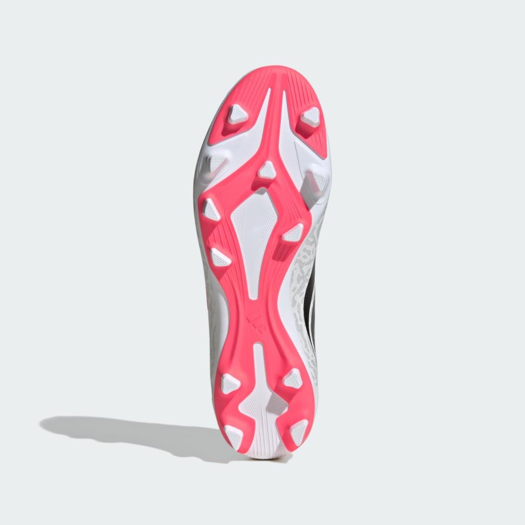 Imagem 5 do produto Chuteira de Campo Adulto adidas Predator Club