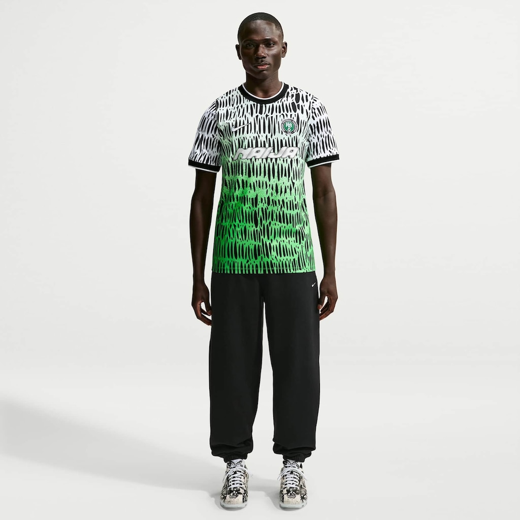 Imagem 2 do produto Camiseta Nigéria Dri-FIT Academy Pro Pré-Jogo Nike Masculina