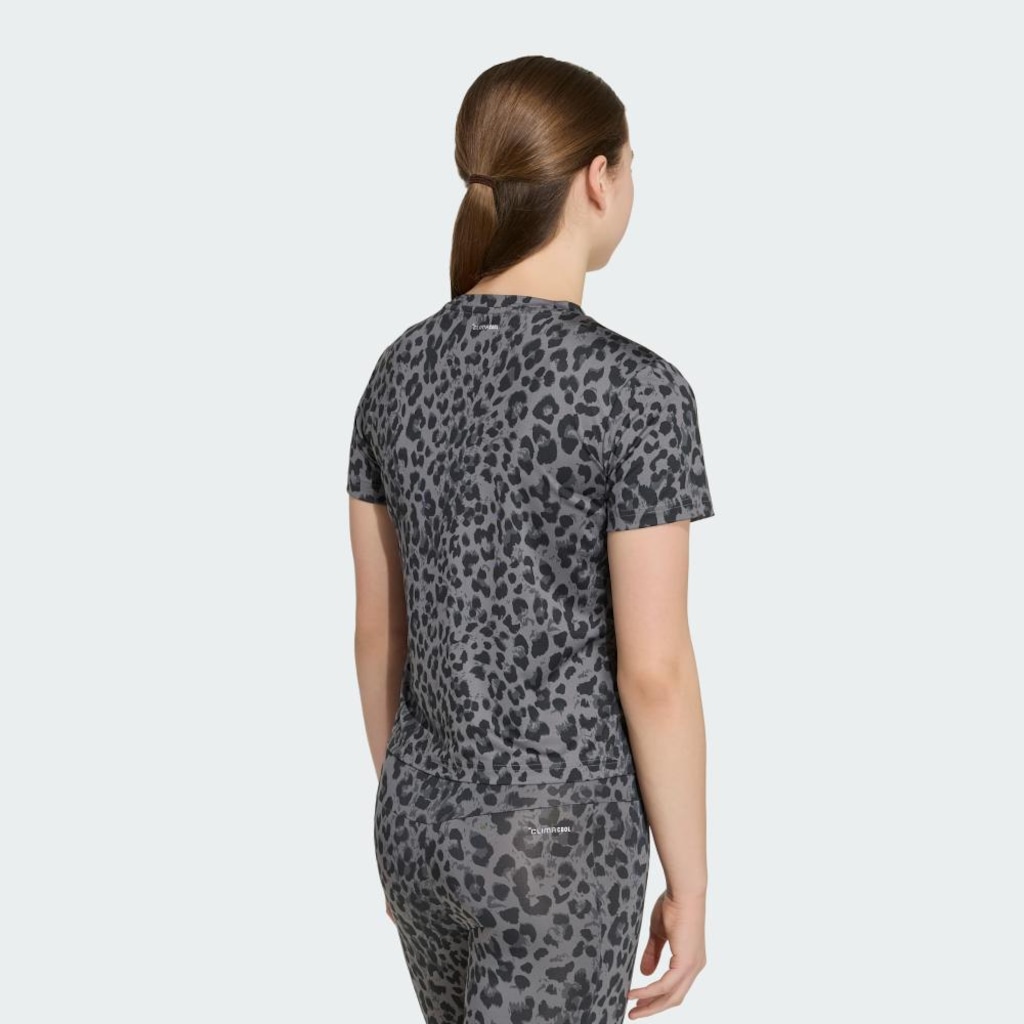 Imagem 3 do produto Camiseta Esportiva adidas Seasonal Animal Print Infantil