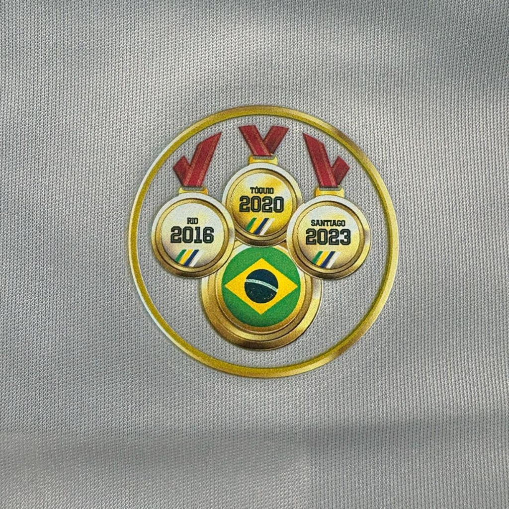 Imagem 3 do produto Camisa Manga Longa de Goleiro Umbro Cap Oficial Ouro 2026 - Masculina