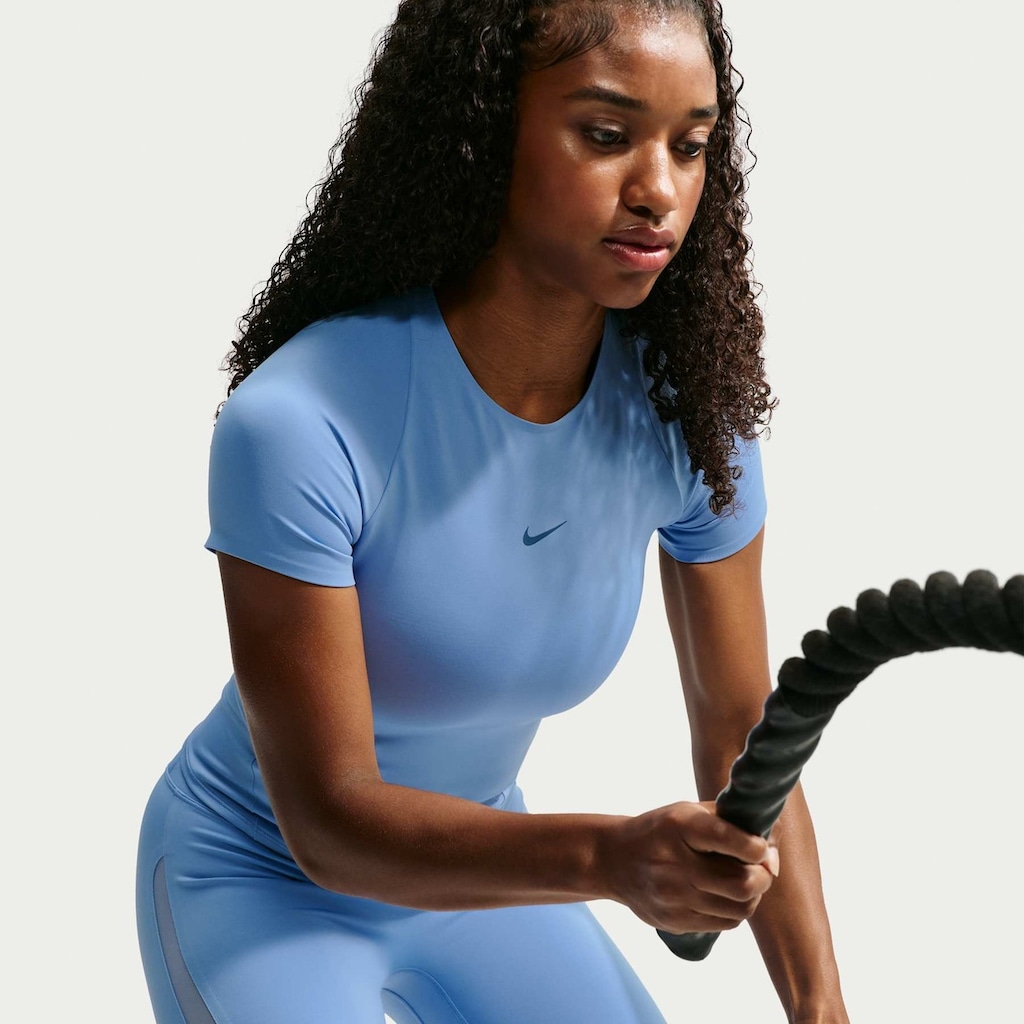 Imagem 3 do produto Camiseta Dri-FIT Nike Universa Mesh Feminina