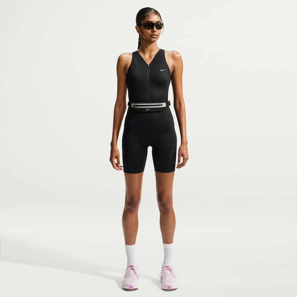 Imagem 1 do produto Macacão Dri-FIT Nike Swift Feminino