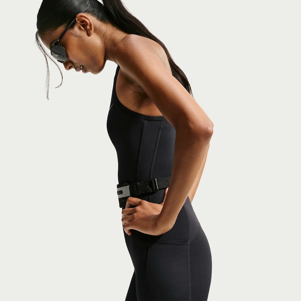 Imagem 4 do produto Macacão Dri-FIT Nike Swift Feminino