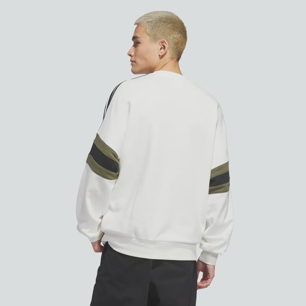 Imagem 2 do produto Moletom adidas SK OG Crew Masculino