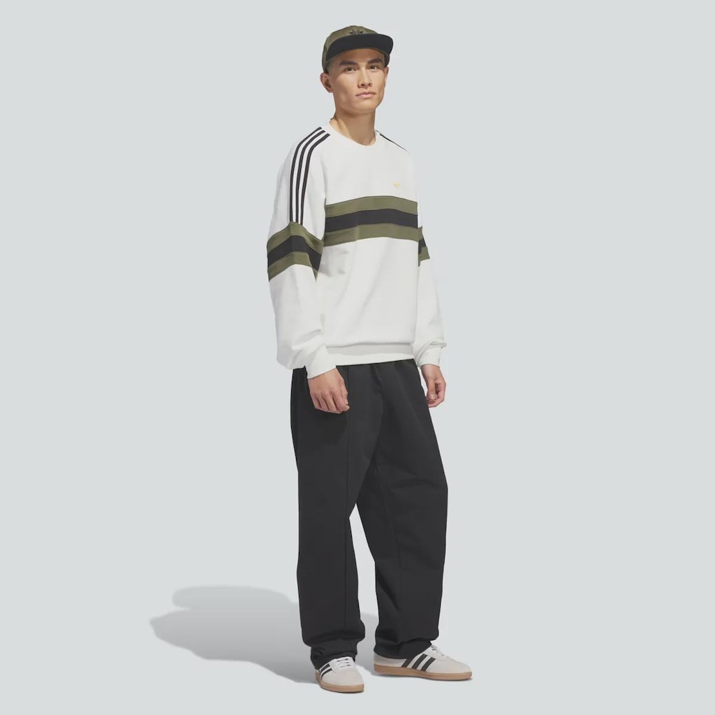 Imagem 3 do produto Moletom adidas SK OG Crew Masculino