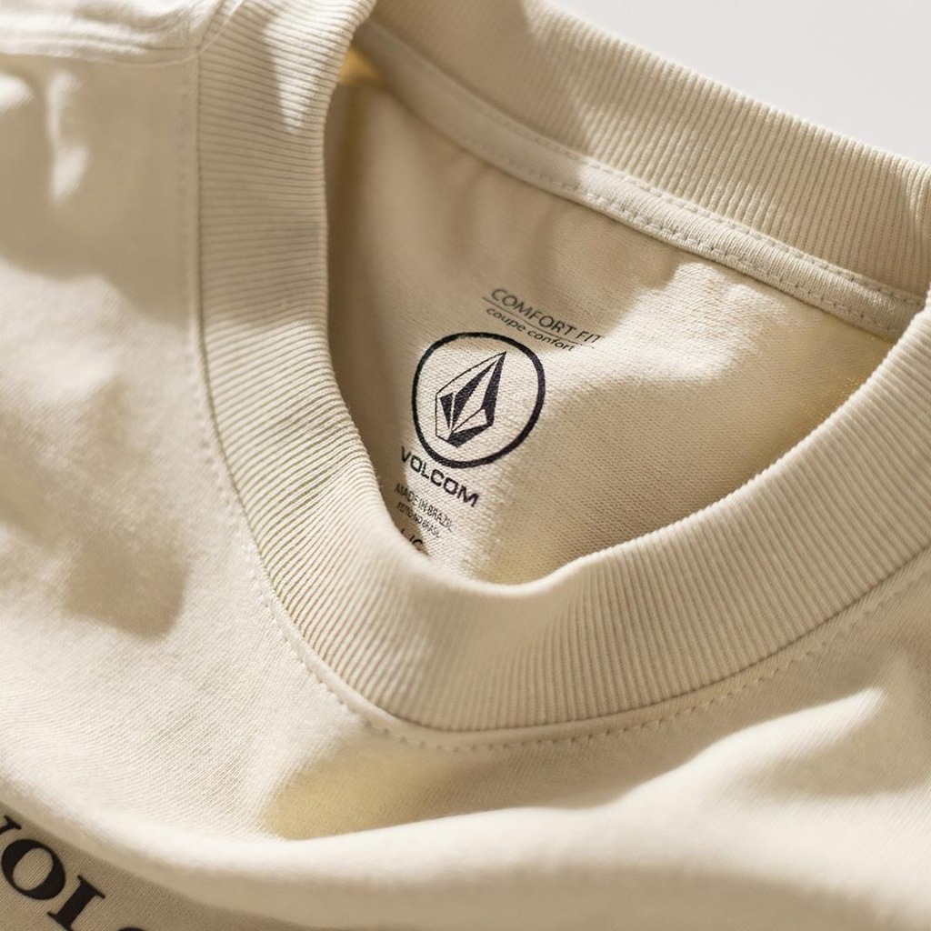 Imagem 5 do produto Camiseta Volcom Comfort Signature Masculina
