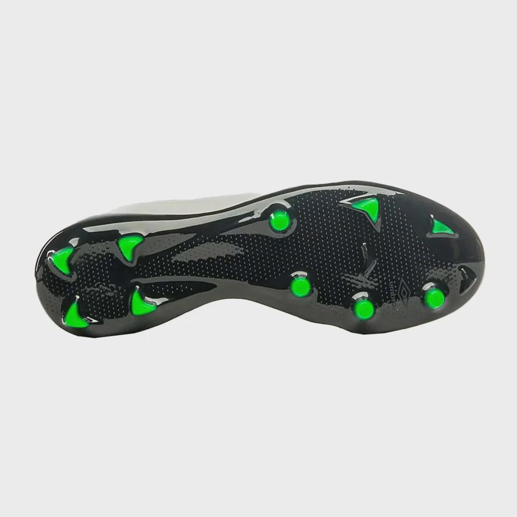 Imagem 4 do produto Chuteira de Campo Adulto Umbro Tocco III Club