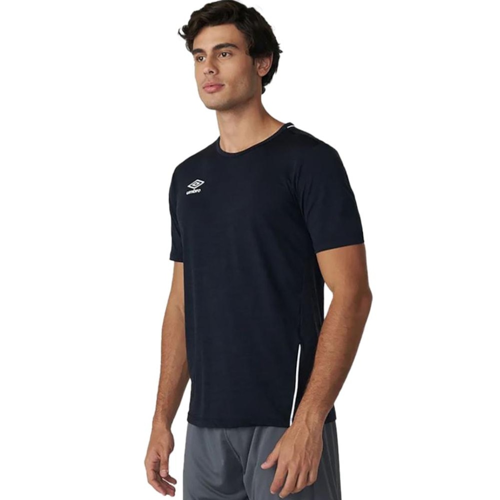 Imagem 2 do produto Camiseta Umbro Blend Poliamida Masculino
