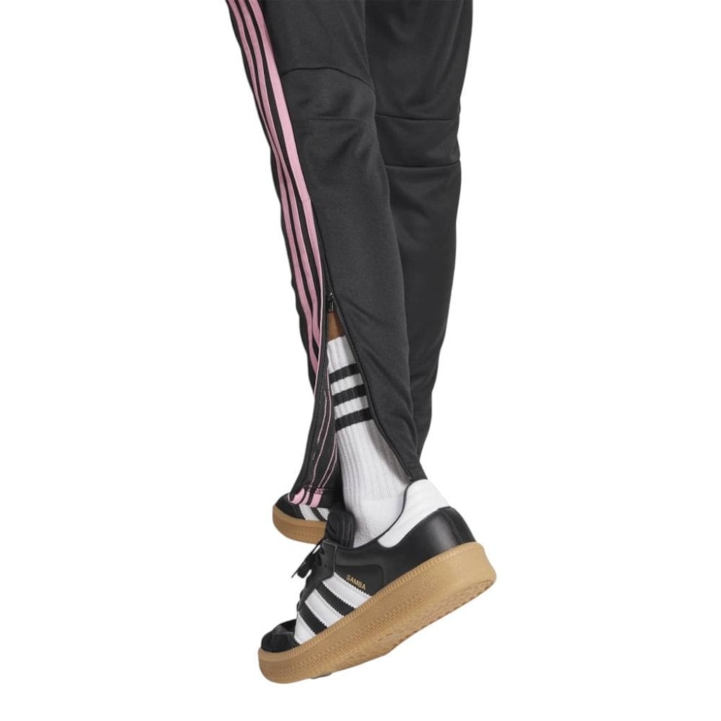 Imagem 4 do produto Calça adidas Tiro 25 Essentials Feminina