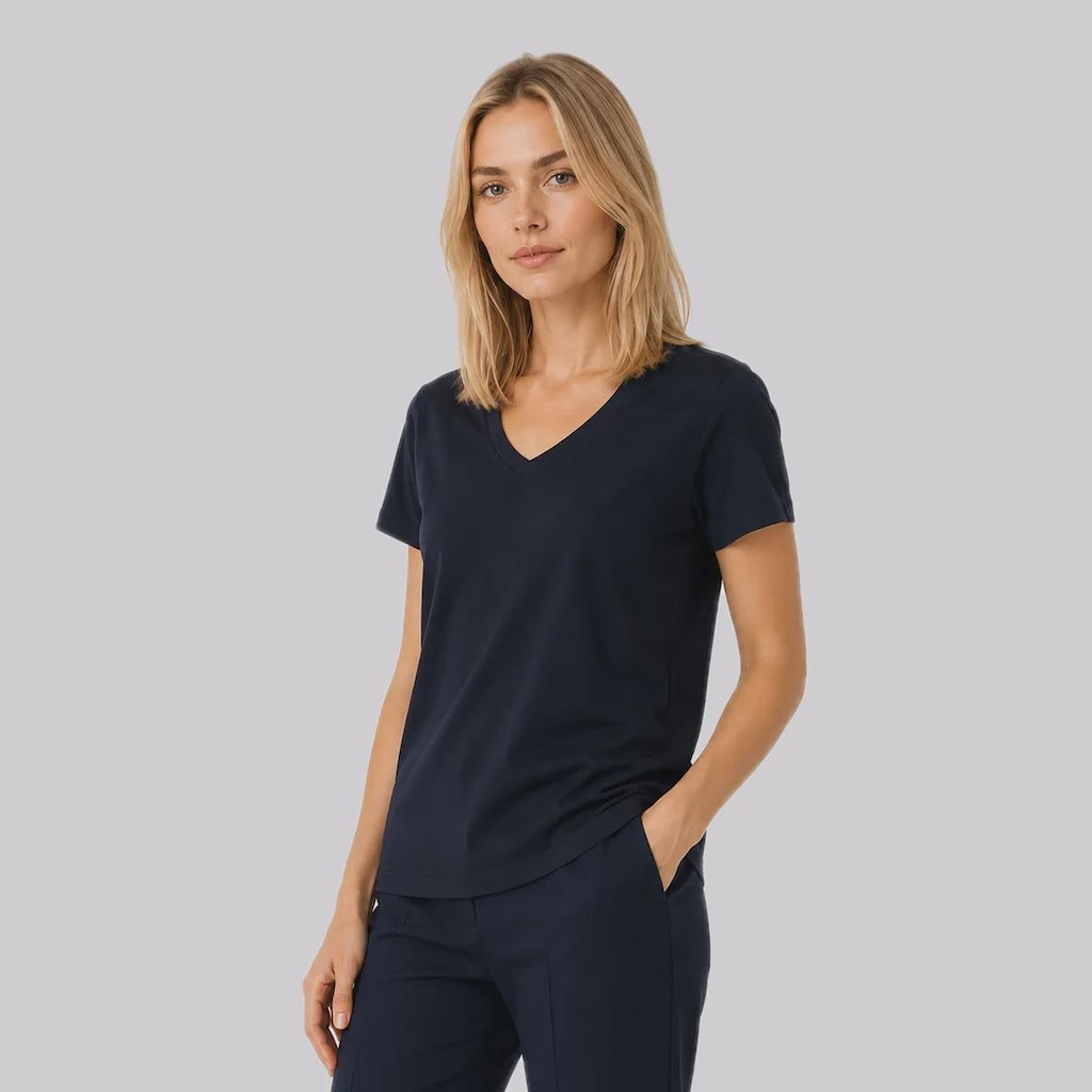Imagem 2 do produto Camiseta Fila Regular V Basic Classic Feminina