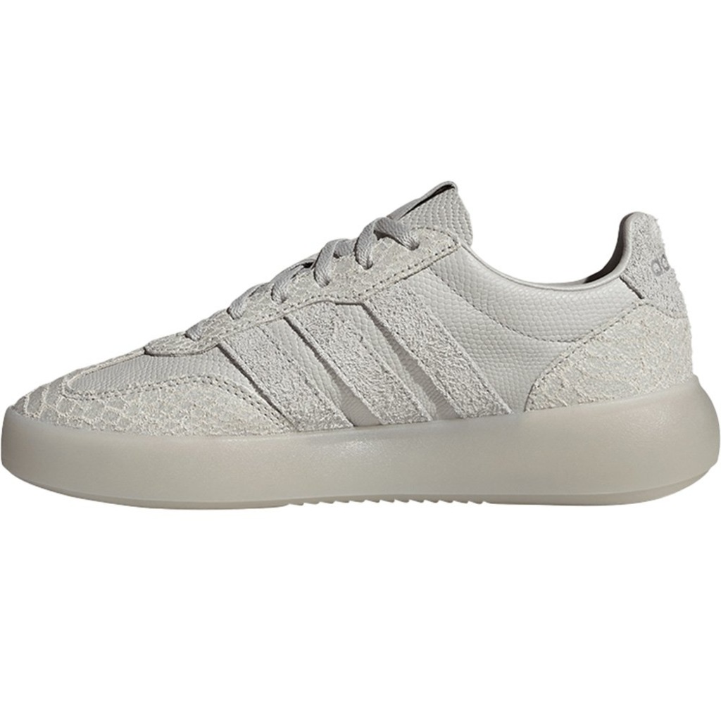 Imagem 2 do produto Tênis Feminino adidas Barreda Decode