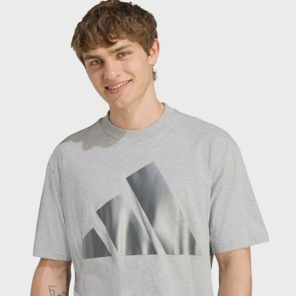 Imagem 3 do produto Camiseta adidas Holiday Big Logo Masculina