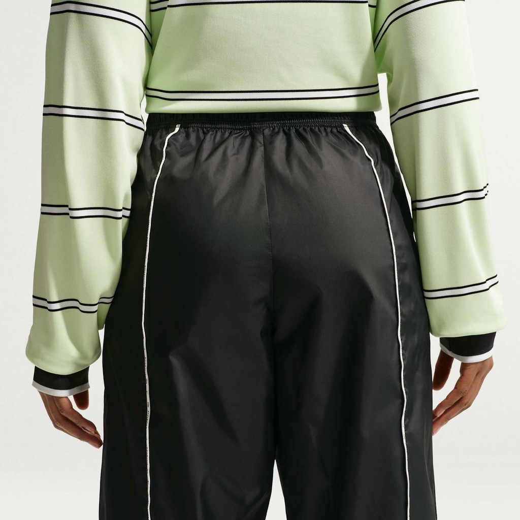Imagem 3 do produto Calça Nike Athletics Department Woven Feminina