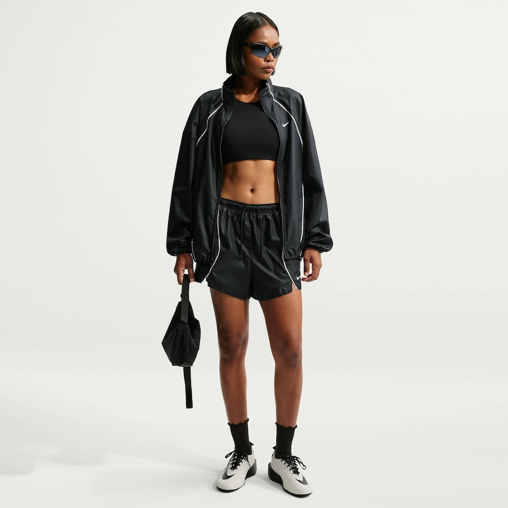 Imagem 4 do produto Jaqueta Nike Athletics Water-Repellent Feminina