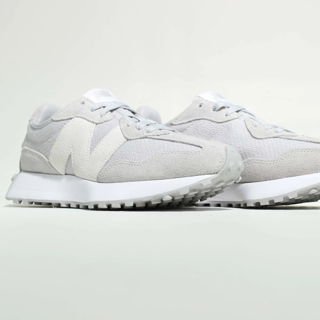Imagem 2 do produto Tênis Feminino New Balance 327 v1