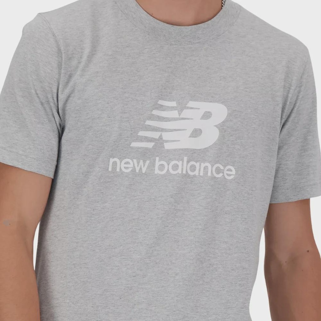 Imagem 4 do produto Camiseta New Balance Essentials Masculina