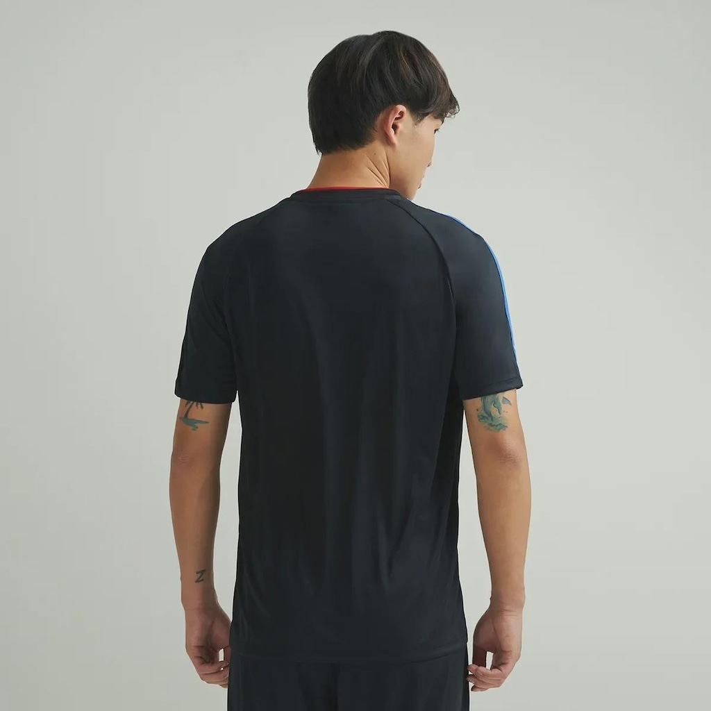 Imagem 2 do produto Camisa Umbro Legacy Field Masculina