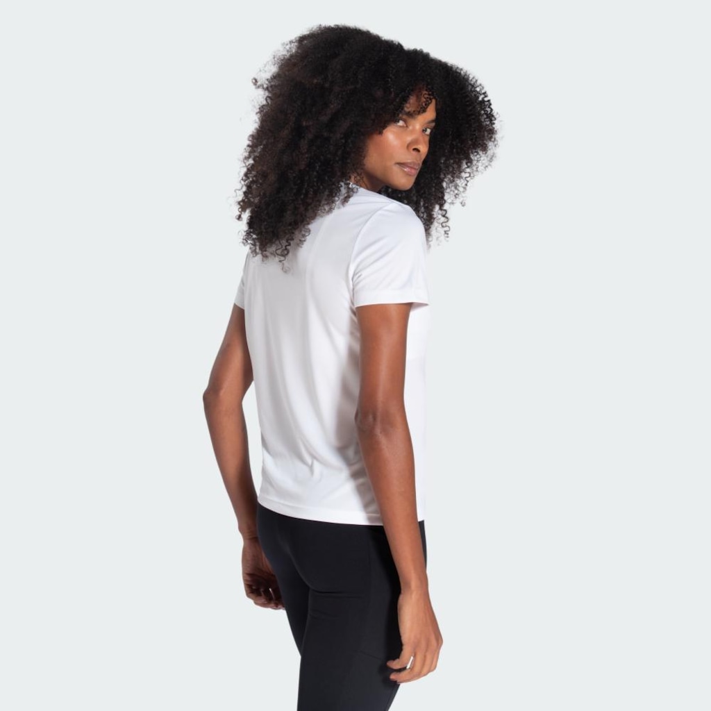 Imagem 2 do produto Camiseta Poliéster Adidas Feminina