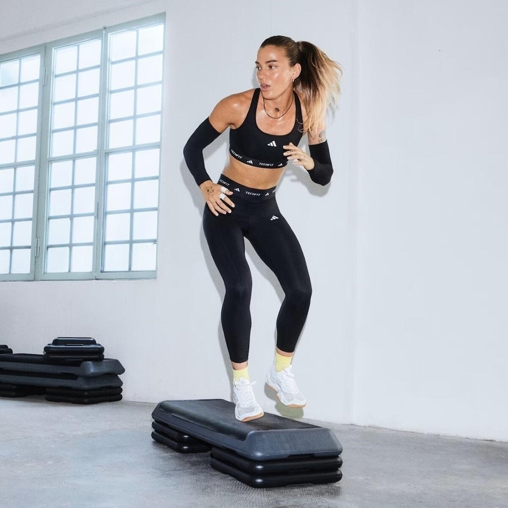 Imagem 3 do produto Top adidas Suporte Médio Techfit Feminino
