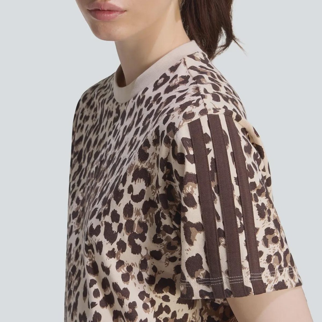 Imagem 3 do produto Camiseta adidas Seasonals Feminina