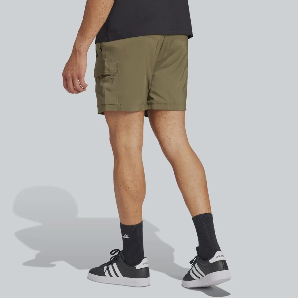 Imagem 2 do produto Short Adidas Cargo Essentials Masculino