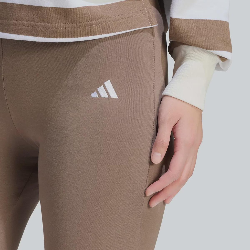Imagem 4 do produto Calça Legging Adidas Essentials Flar Feminina