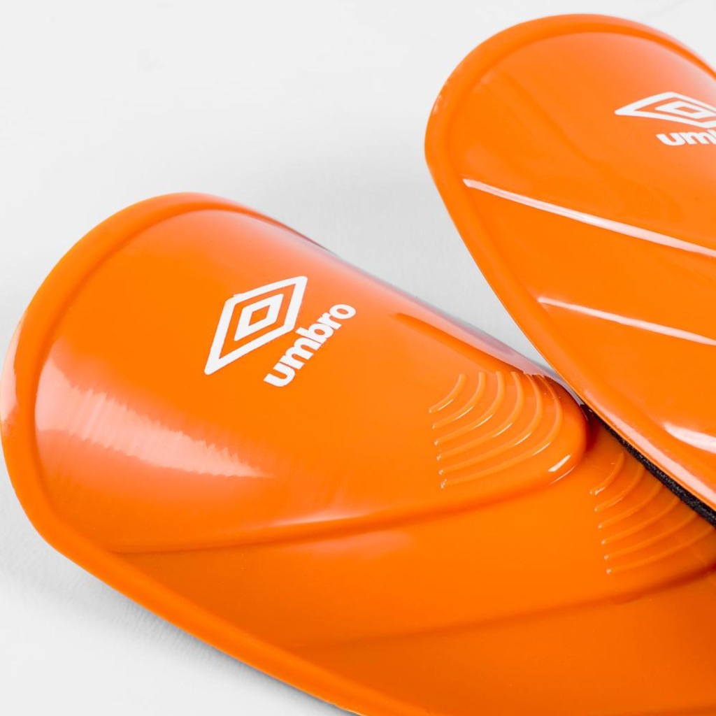 Imagem 5 do produto Caneleiras Umbro Team ST - Adulto