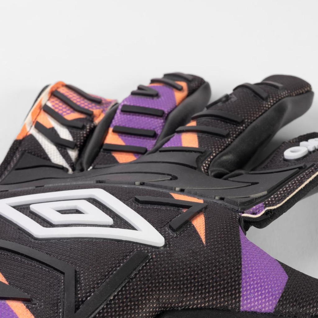 Imagem 3 do produto Luvas de Goleiro Umbro Adamant Pro - Adulto