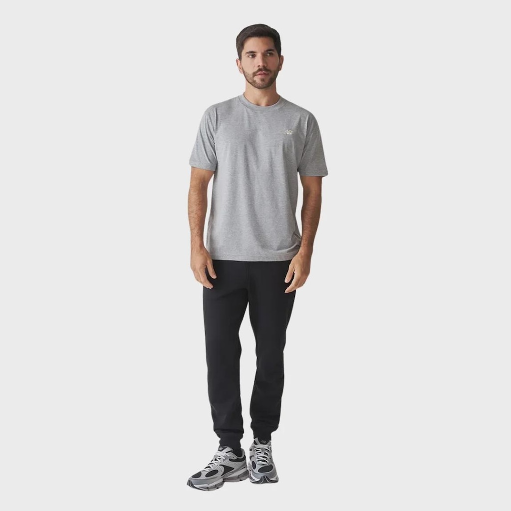 Imagem 2 do produto Camiseta New Balance Essentials Sl - Masculina